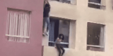 Un hombre cayó desde un cuarto piso al evitar que una adolescente se quitara la vida