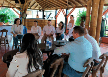 Buga le apuesta a la paz