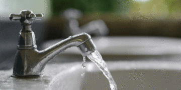 Despilfarrar agua le saldrá caro; la resolución de la CRA ya está en vigencia y por tiempo indeterminado