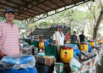 Entregaron insumos agrícolas; campesinos de Roldanillo se beneficiarán con los recursos para fortalecer unidades productivas