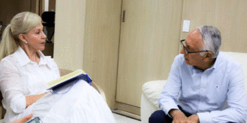 El Ministro Guillermo Alfonso Jaramillo se comprometió con varios frentes de trabajo