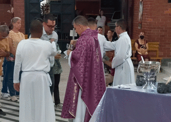 Se inició la cuaresma con la imposición de la Santa Ceniza