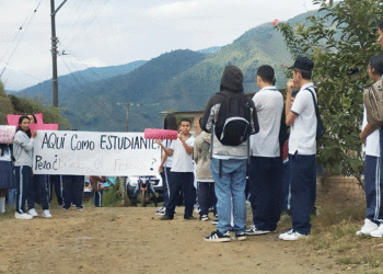 A los estudiantes de Andinápolis, en Trujillo, les falta profesores
