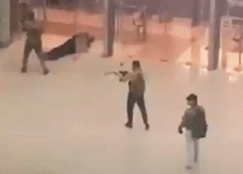 Al menos 40 muertos y decenas de heridos deja ataque en sala de conciertos en Moscú