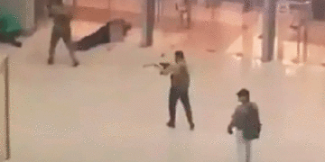 Al menos 40 muertos y decenas de heridos deja ataque en sala de conciertos en Moscú