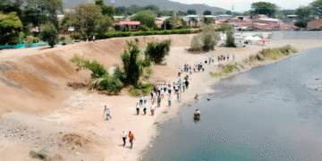 La CVC entregó el muro de contención que los protege de las crecientes del Riofrío