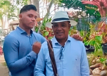 Muere padre de joven que perdió la vida electrocutado por su celular