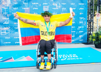 ¡IMPARABLE!; bugueño en el podio de la Maratón de Los Ángeles 2024