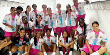 Terranova FC en la Copa Telepacífico; en el torneo participan 14 equipos femeninos