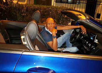 ‘Tino’ Asprilla puso a la venta su lujoso carro deportivo