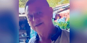 Murió cuando arreglaba el techo de una vivienda