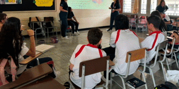 La UCEVA se descentraliza; una actividad de proyección social en el Colegio Nazareth de Tuluá.