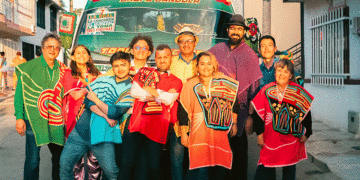 Una vez más se luce Bandola; «La partida», lo nuevo del grupo musical de Sevilla