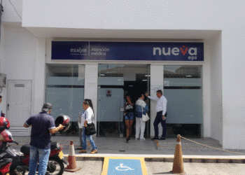 La gobernadora formuló el llamado a la Superintendencia de Salud Nacional