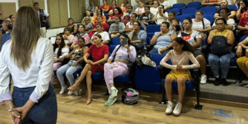 Apoyo a las mujeres cuidadoras; Iniciativa que busca generar ingresos desde la comodidad de sus hogares