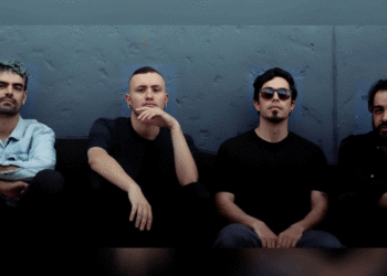 La banda de rock colombiana Raquel; fundada en Medellín en 2018