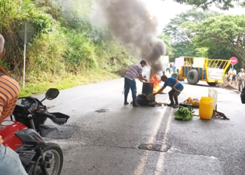 Comunidad protesta por el anuncio de suspensión de la barca que comunica a Bolívar con Bugalagrande