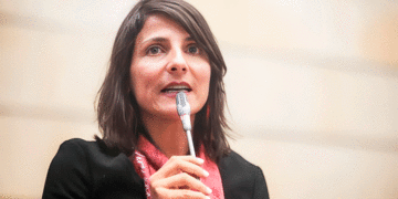 Exministra Irene Vélez será cónsul; trabajará de la mano del embajador Roy Barreras