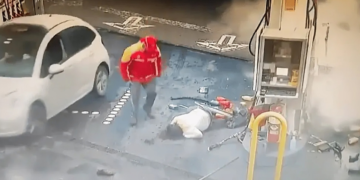 Video: así fue el impactante choque de Tiago Palacios tras salir campeón con Estudiantes