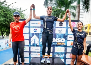 Las más rápidas subiendo el edificio Torre de Cali