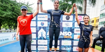 Las más rápidas subiendo el edificio Torre de Cali