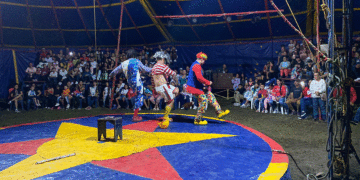 El Ejército Nacional dispone de herramientas como los Circos Colombia, para llevar espacios de diversión