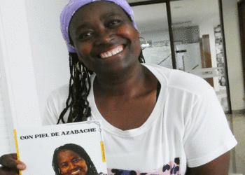 «Con Piel de Azabache», un libro que habla de discriminación racial