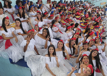 Estudiantes celebraron ser colombianos; con el objetivo de fortalecer en los estudiantes valores, creencias y cultura
