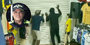 Policía desmiente vídeo de ladrones que quedaron atrapados en un local comercial