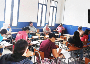 Sin excusa para no estudiar; se inició en Bugalagrande bachillerato por ciclos sabatinos