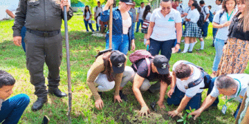 Con siembra de arboles, Andalucía compromete al planeta