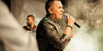 «Cuando canto no siento dolor»: Cristian Murillo