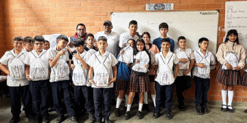 Culminó la entrega de kits escolares en Buga