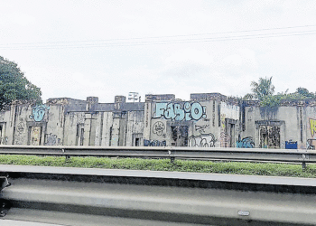 Estación del ferrocarril en Andalucía es un monumento a la desidia