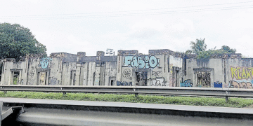 Estación del ferrocarril en Andalucía es un monumento a la desidia