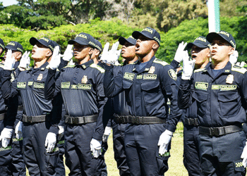 La policía entregó nuevos servidores a las regiones del país