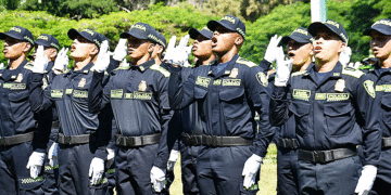La policía entregó nuevos servidores a las regiones del país