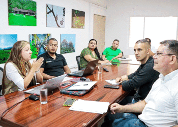 Respaldo a los comités de servicios públicos domiciliarios en Yotoco