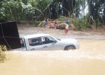 Salir de Vallejuelo es una tortura; el puente es una necesidad urgente