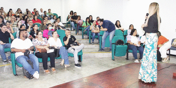 Violencia de género, un mal en aumento; se efectuó reunión con los responsables del tema en el departamento