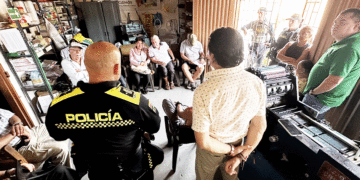 Avanza creación de frente de seguridad en barrio Santa Bárbara, en Yotoco