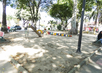 Calle arriba, calle abajo en el barrio Popular