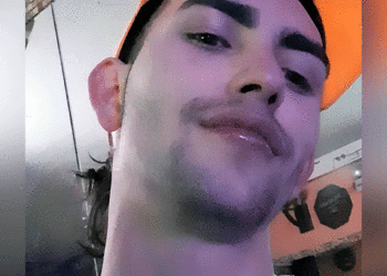 En Santiago de Chile muere baleado joven bugueño; su madre necesita apoyo económico