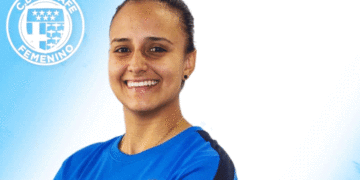 Geraldyne, la futbolista bugalagrandeña que se destaca en Europa