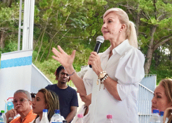 Gobernadora del Valle, Dilian Francisca Toro, estará este sábado en la Uceva