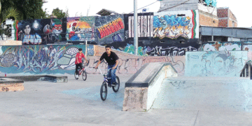 Calle arriba, calle abajo en el barrio San Antonio