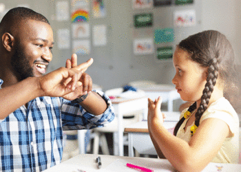 Garantizan recursos para la educación de personas con discapacidad