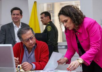 Gobierno Petro notifica a gremio camionero que llegó al límite sobre las negociaciones