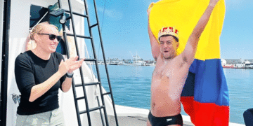 Hazaña en el océano: tulueño obtiene triunfo tras nadar 5 horas