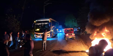 Paro camionero continúa: Gremios rechazan propuestas del Gobierno